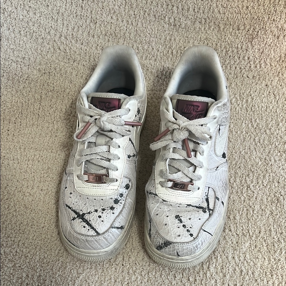 Nike Splatter Sneakers
